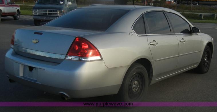 image for item D4821 2006 Chevrolet Impala Police