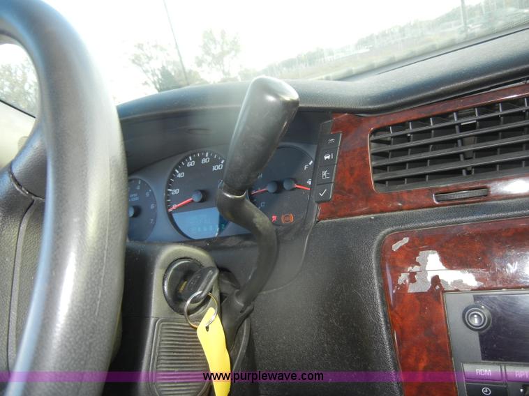 image for item D4821 2006 Chevrolet Impala Police