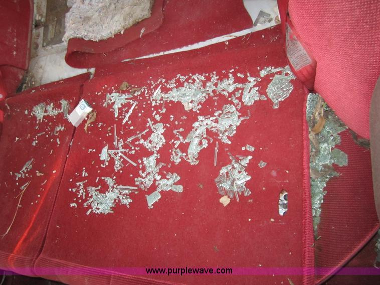 image for item D5699 1991 Ford Escort LX