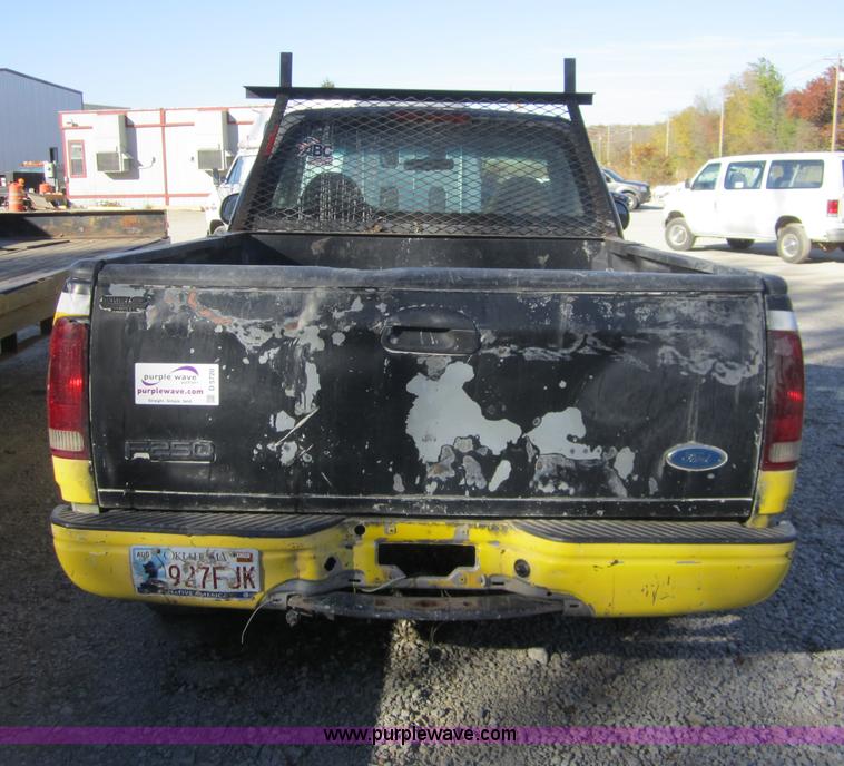 image for item D5720 1999 Ford F150 XL pickup truck