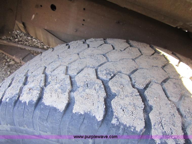 image for item D5720 1999 Ford F150 XL pickup truck