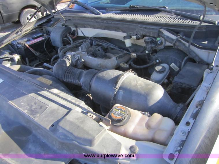 image for item D5720 1999 Ford F150 XL pickup truck