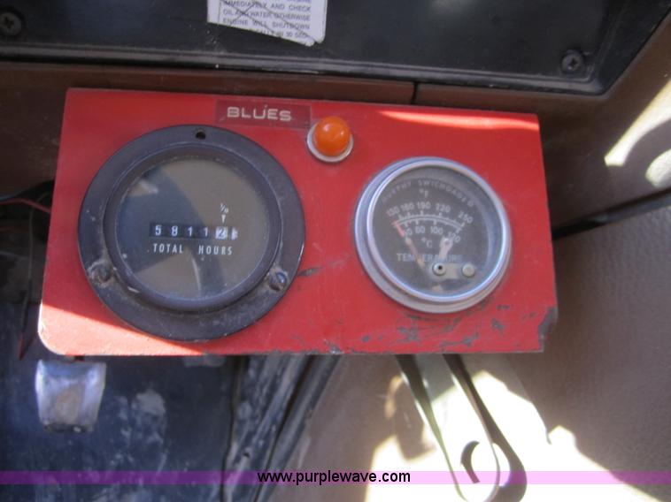 image for item D5721 1989 Chevrolet G30 utility van