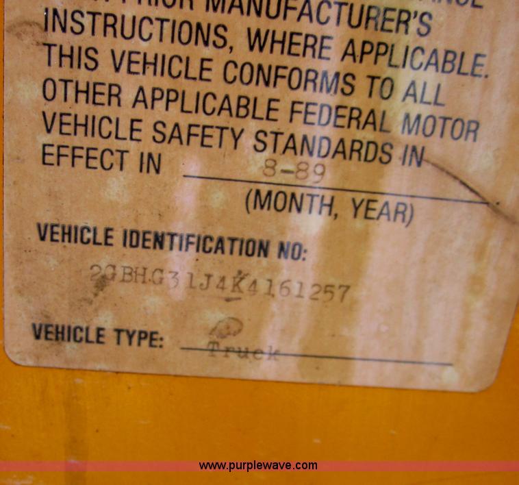 image for item D5721 1989 Chevrolet G30 utility van