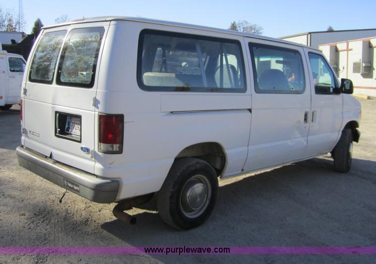 image for item D5723 1997 Ford E350 van