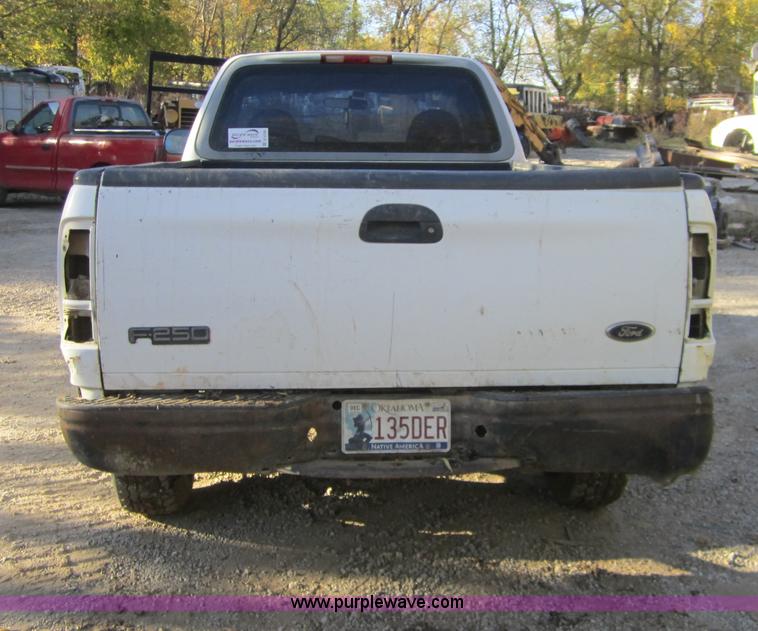 image for item D5725 1997 Ford F250 pickup truck