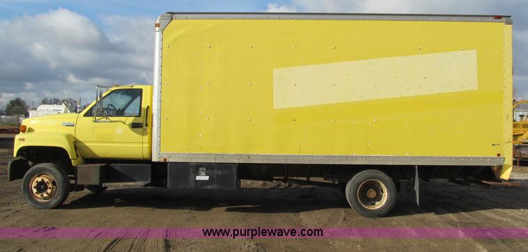 image for item D7008 1992 GMC TopKick box truck