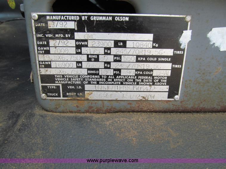 image for item D7008 1992 GMC TopKick box truck