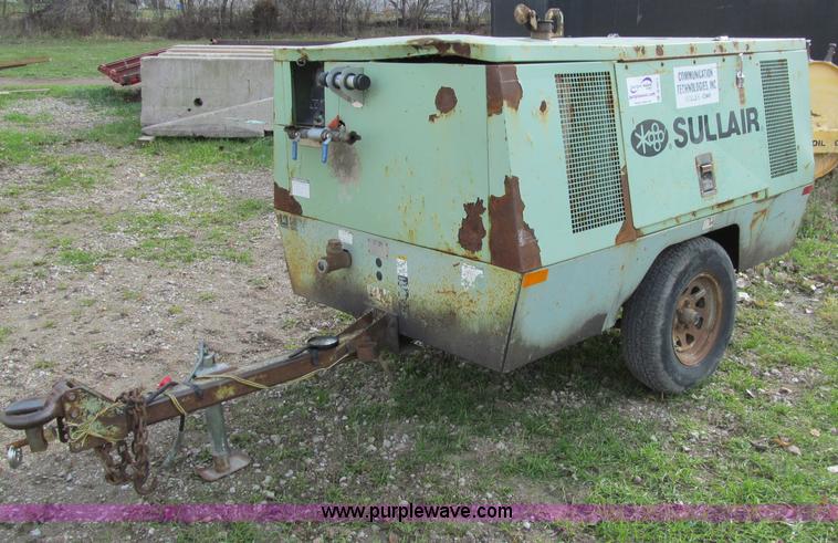 image for item D7011 Sullair 185DPQ portable air compressor