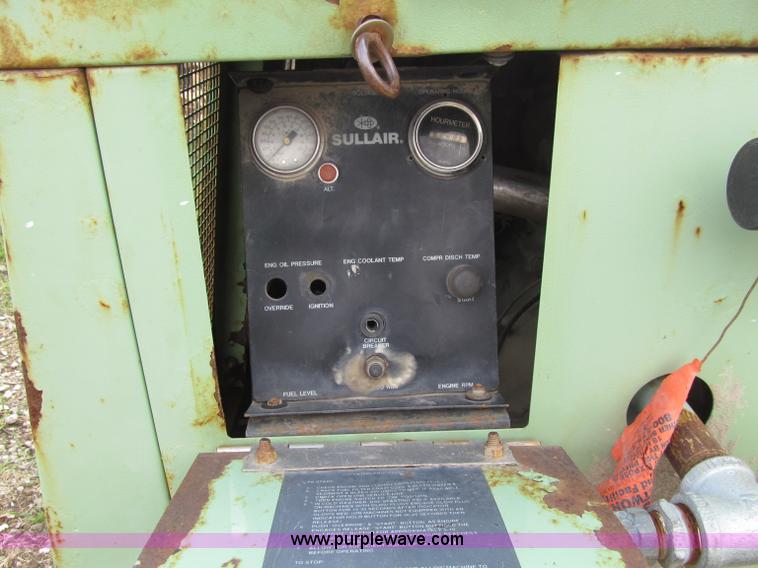 image for item D7011 Sullair 185DPQ portable air compressor