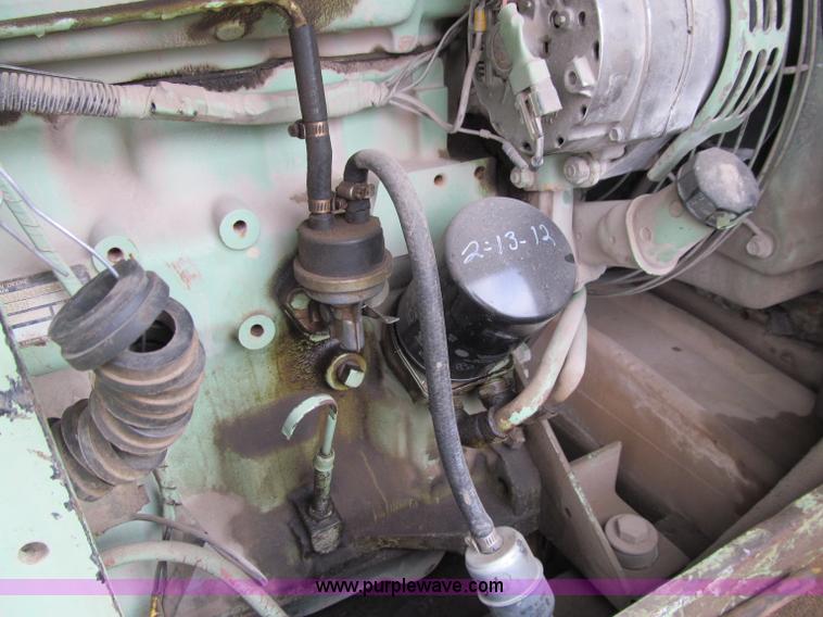 image for item D7011 Sullair 185DPQ portable air compressor