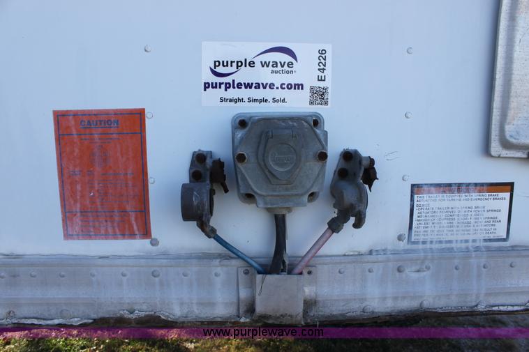 image for item E4226 1996 Great Dane 53' tandem axle dry van trailer