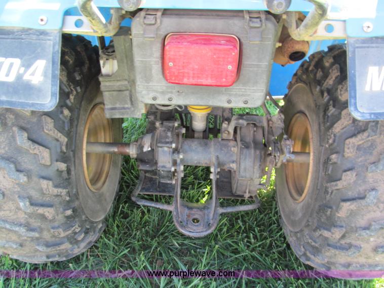 image for item E5587 1987 Yamaha Moto 4 four wheeler ATV