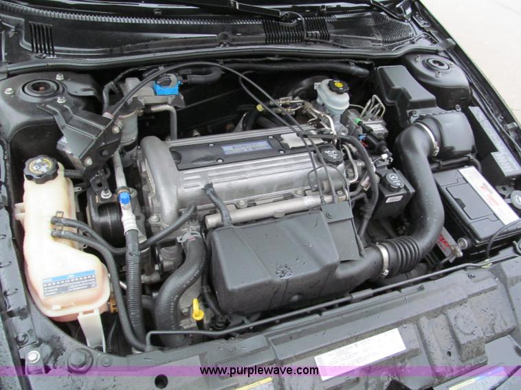 image for item E5651 2004 Chevrolet Cavalier LS