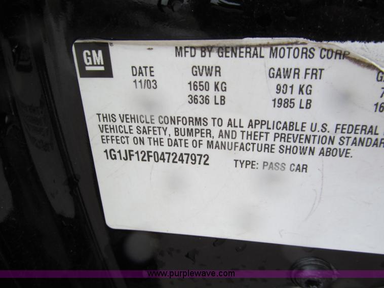 image for item E5651 2004 Chevrolet Cavalier LS