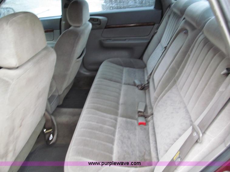 image for item E5652 2002 Chevrolet Impala