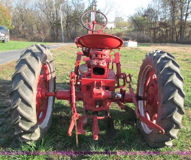 image for item E5694 1951 International Farmall Super C tractor