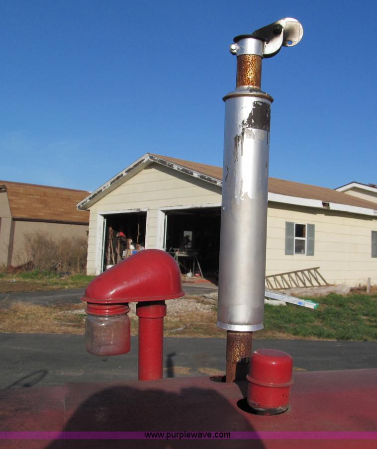 image for item E5694 1951 International Farmall Super C tractor