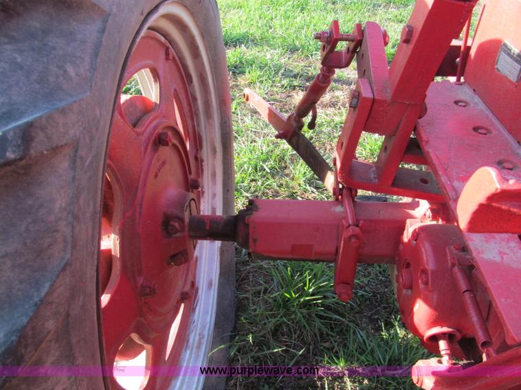 image for item E5694 1951 International Farmall Super C tractor