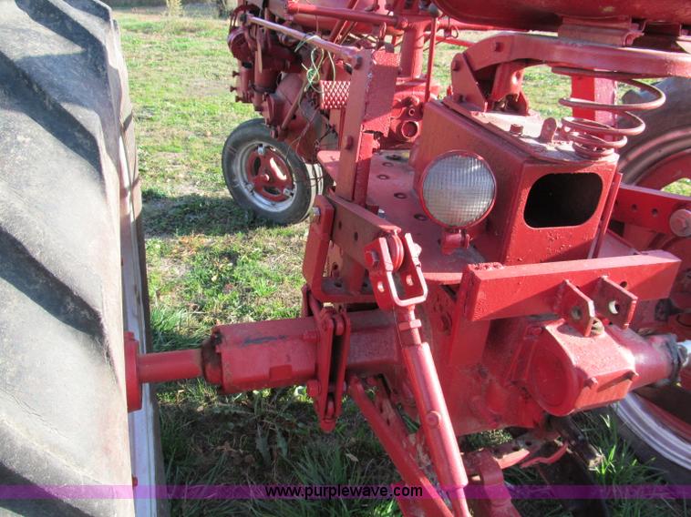 image for item E5694 1951 International Farmall Super C tractor