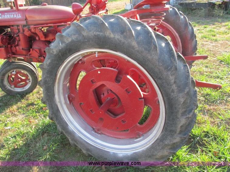 image for item E5694 1951 International Farmall Super C tractor
