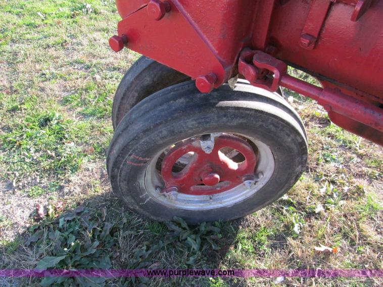 image for item E5694 1951 International Farmall Super C tractor