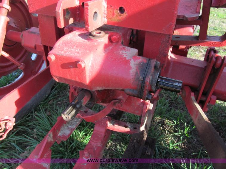 image for item E5694 1951 International Farmall Super C tractor