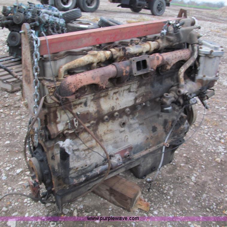 image for item E5696 Cummnins 855 six cylinder diesel engine