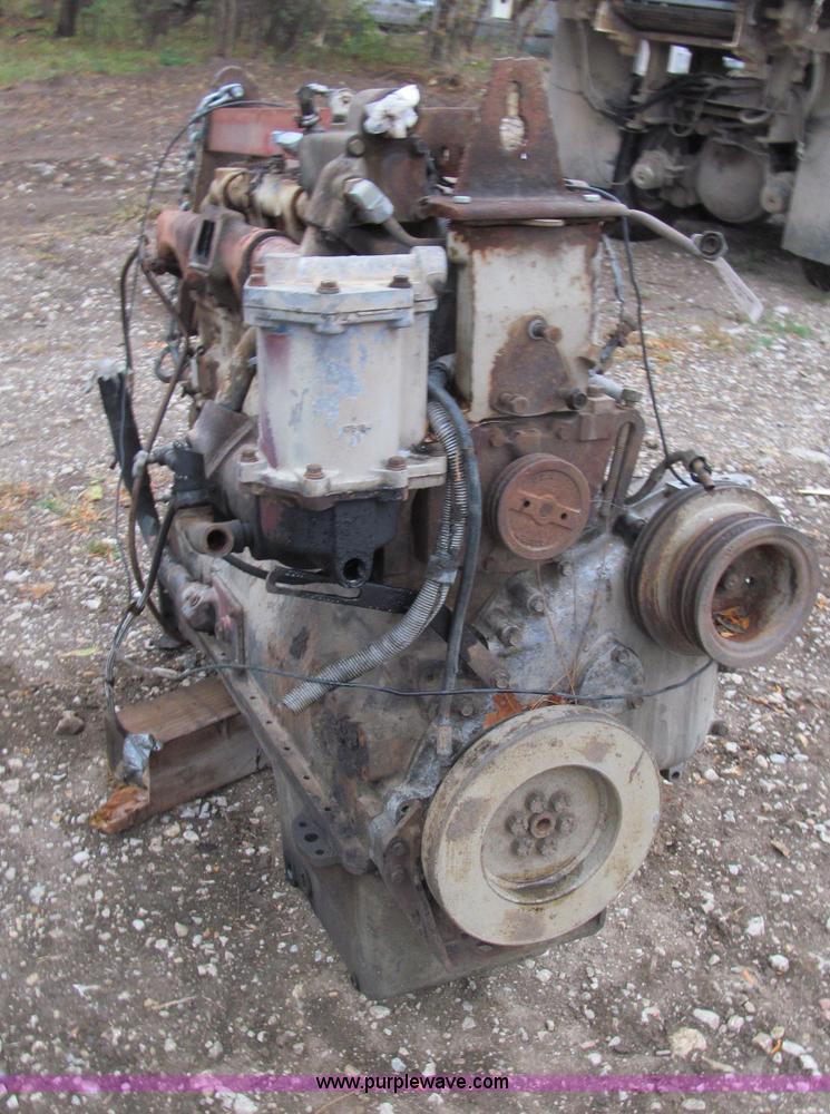 image for item E5696 Cummnins 855 six cylinder diesel engine