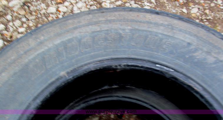 image for item E5699 (4) Bridgestone 295/75R22.5 tires