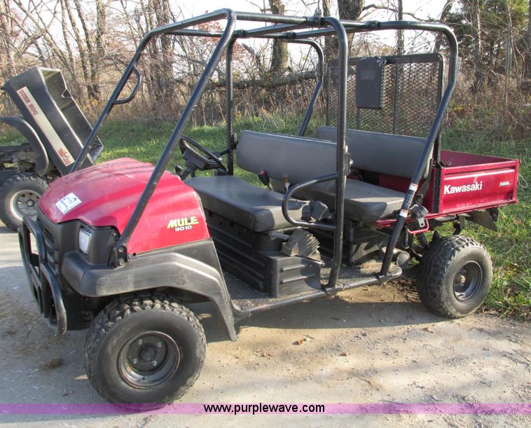 image for item E5723 2005 Kawasaki 3010 Mule utility vehicle