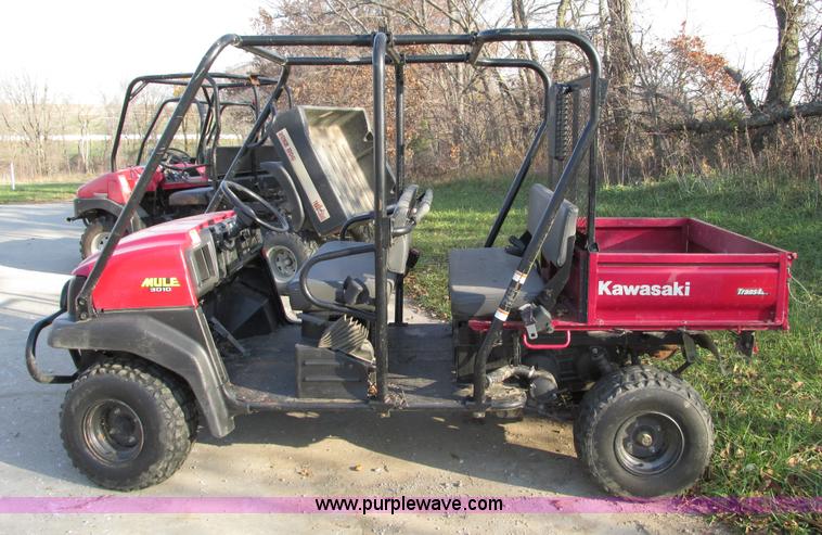 image for item E5723 2005 Kawasaki 3010 Mule utility vehicle