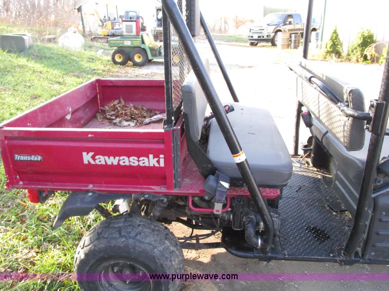 image for item E5723 2005 Kawasaki 3010 Mule utility vehicle