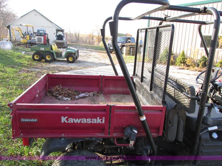 image for item E5723 2005 Kawasaki 3010 Mule utility vehicle