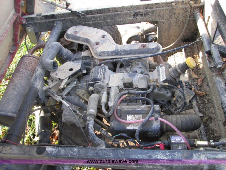 image for item E5723 2005 Kawasaki 3010 Mule utility vehicle