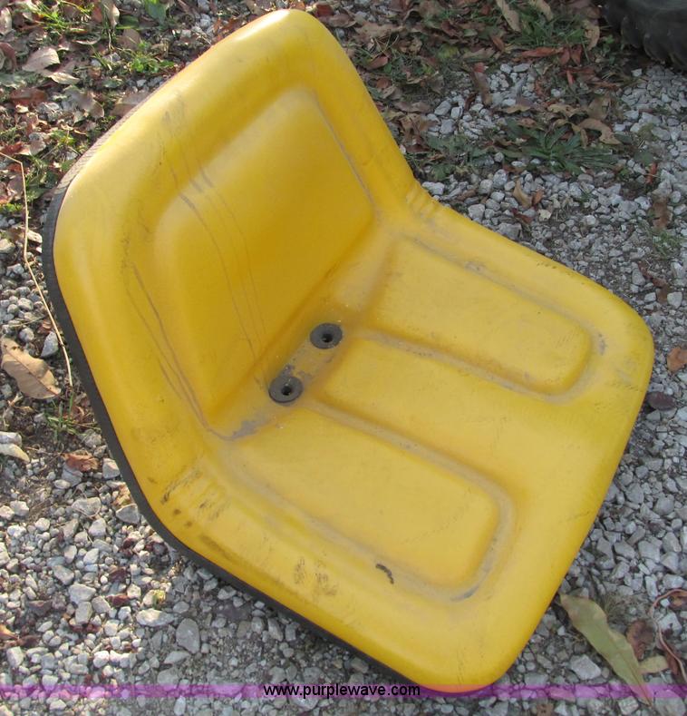 image for item E5724 John Deere Gator utility vehicle