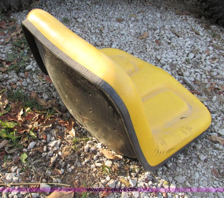 image for item E5724 John Deere Gator utility vehicle