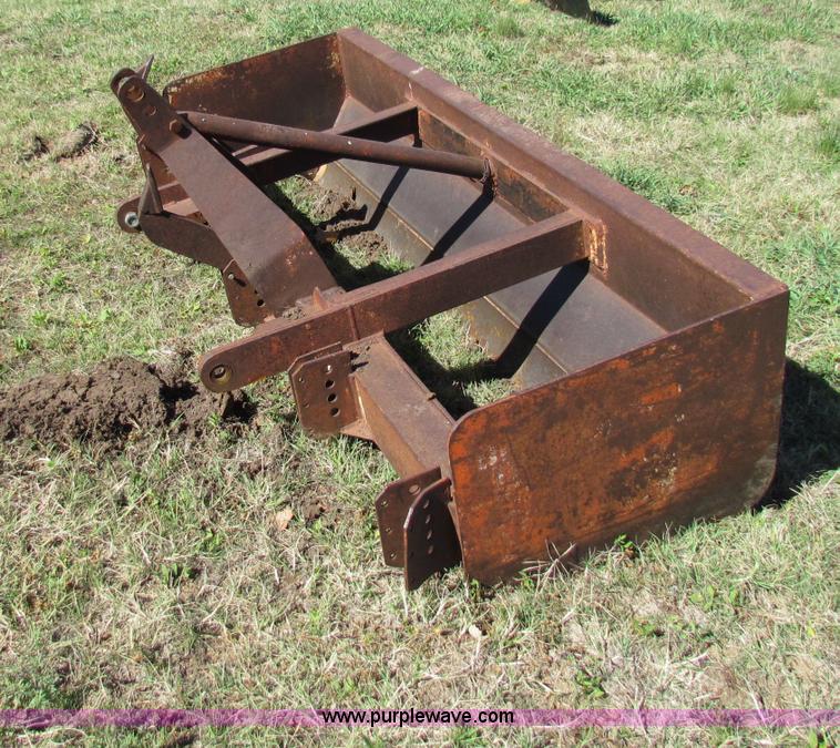 image for item E8146 6' box blade