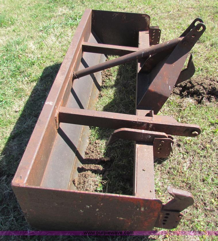 image for item E8146 6' box blade