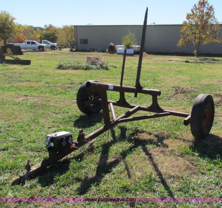 image for item E8149 Round bale hauler