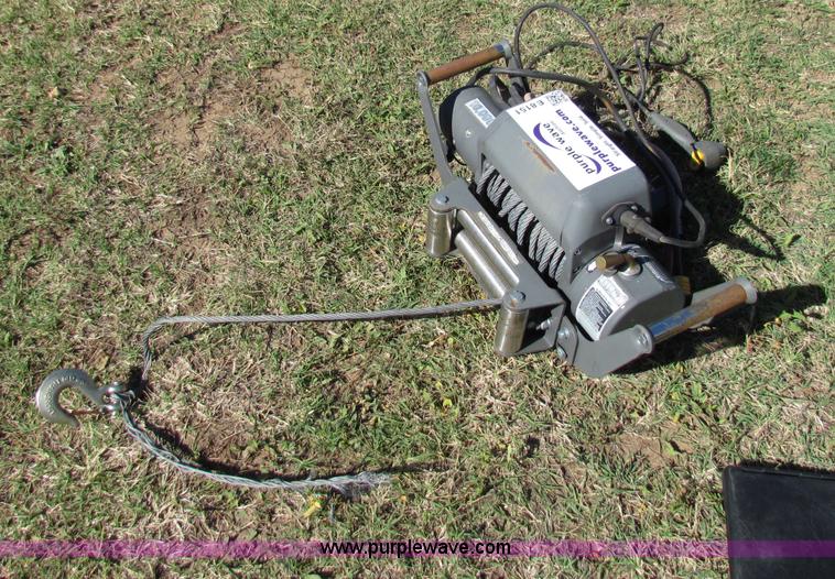 image for item E8151 Champion 10000 winch