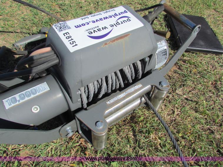 image for item E8151 Champion 10000 winch