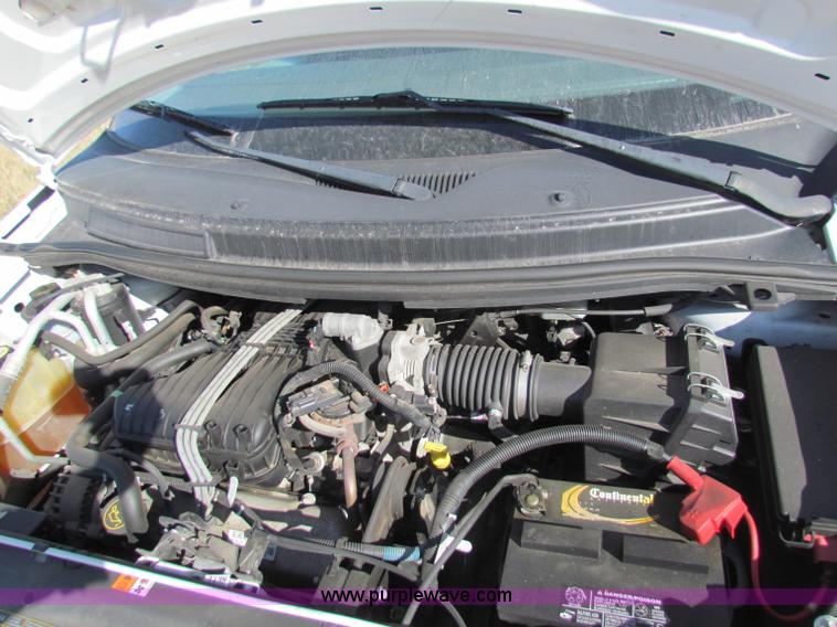image for item E8152 2006 Ford Freestar SE minivan