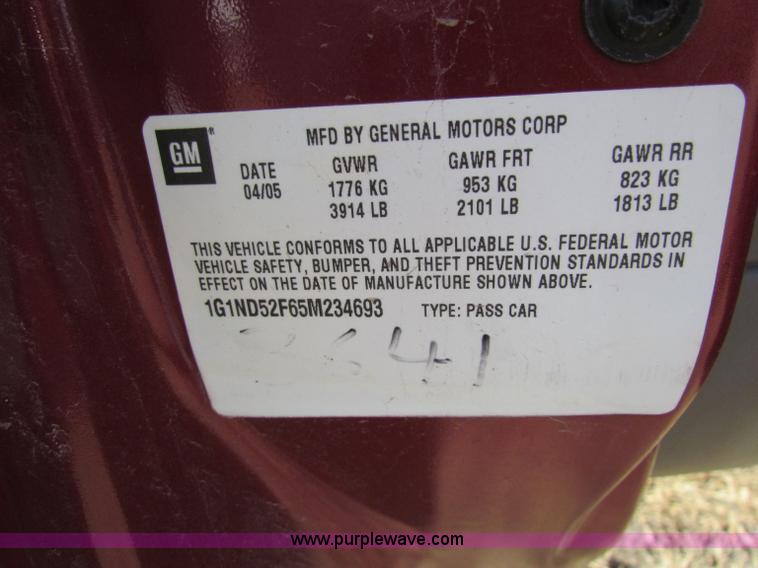 image for item E8154 2005 Chevrolet Malibu