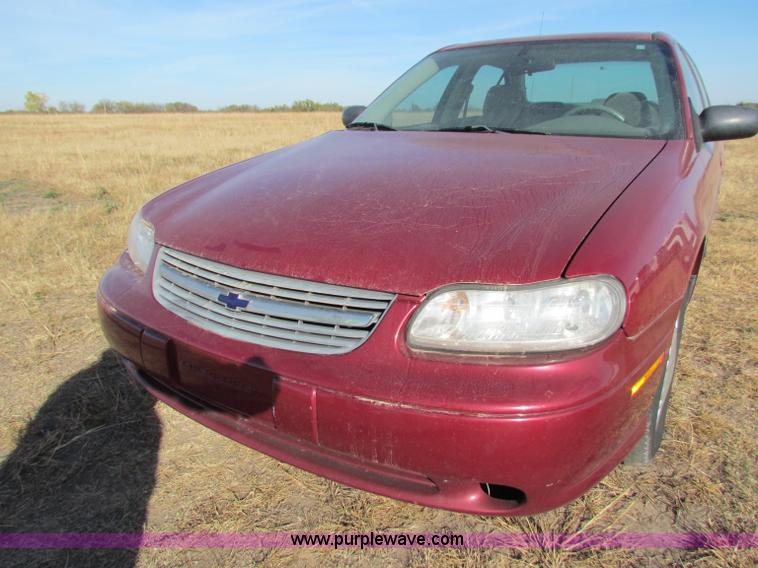 image for item E8154 2005 Chevrolet Malibu
