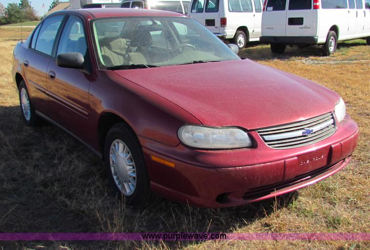 image for item E8155 2005 Chevrolet Malibu