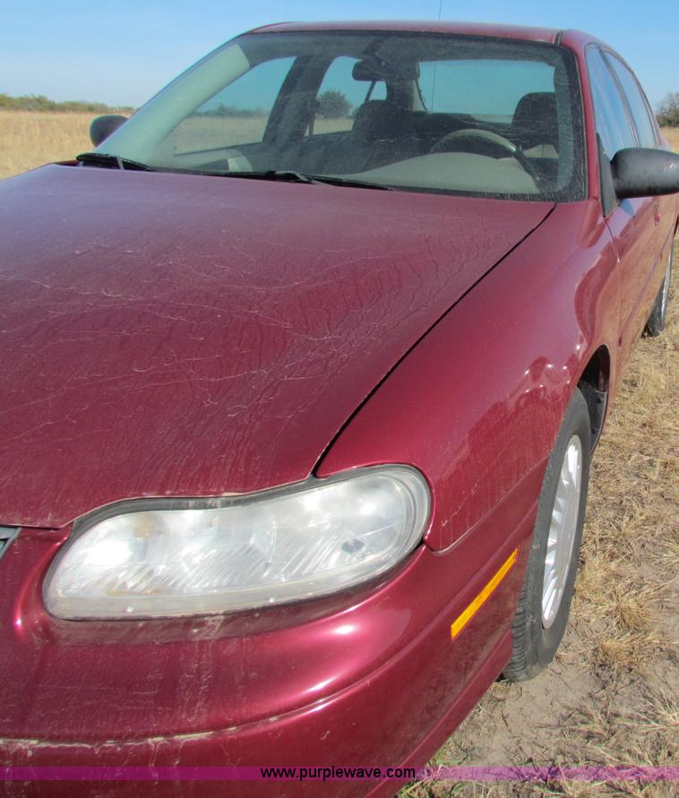 image for item E8155 2005 Chevrolet Malibu