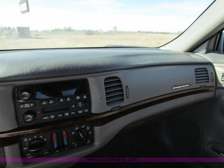 image for item E8156 2003 Chevrolet Impala
