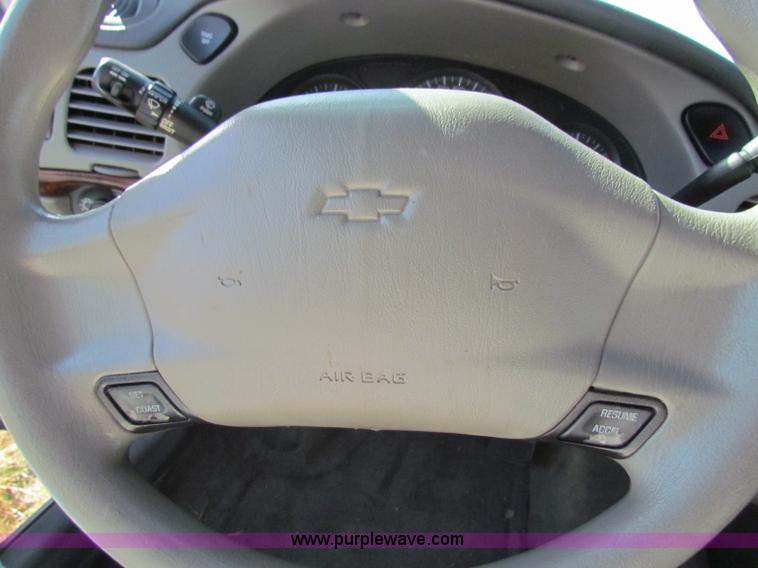 image for item E8156 2003 Chevrolet Impala