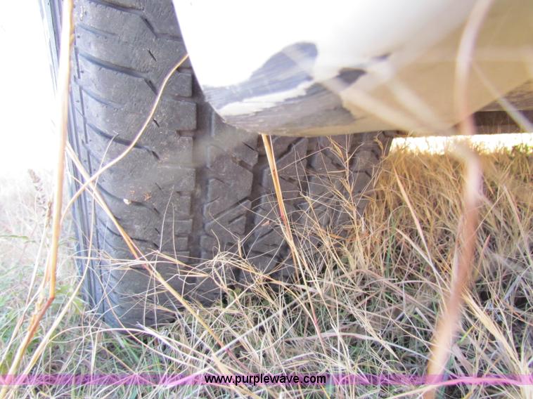 image for item E8156 2003 Chevrolet Impala